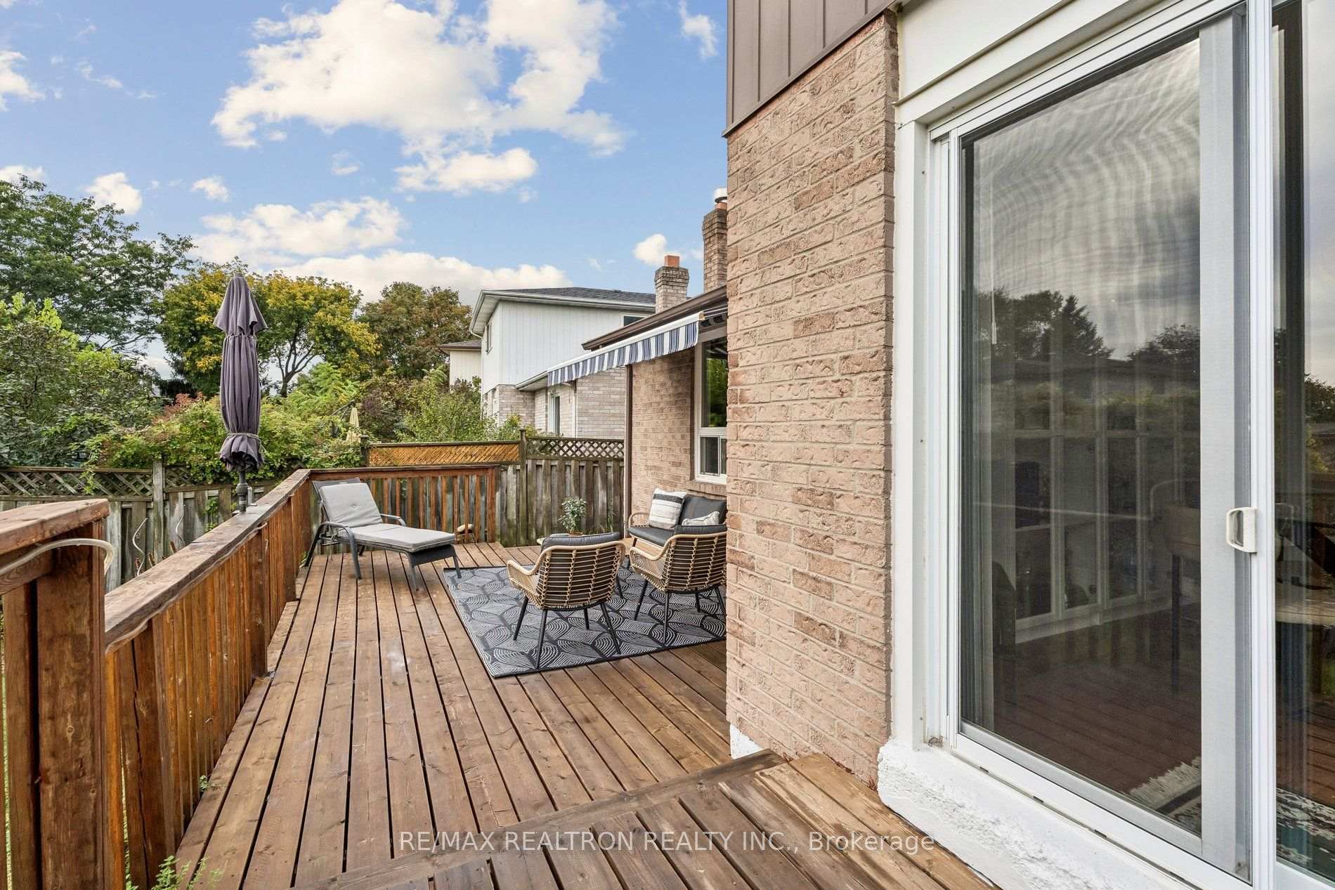 Photo 48 of 596 Brooks Howard Court, Newmarket, Bristol-London — HOMEH
