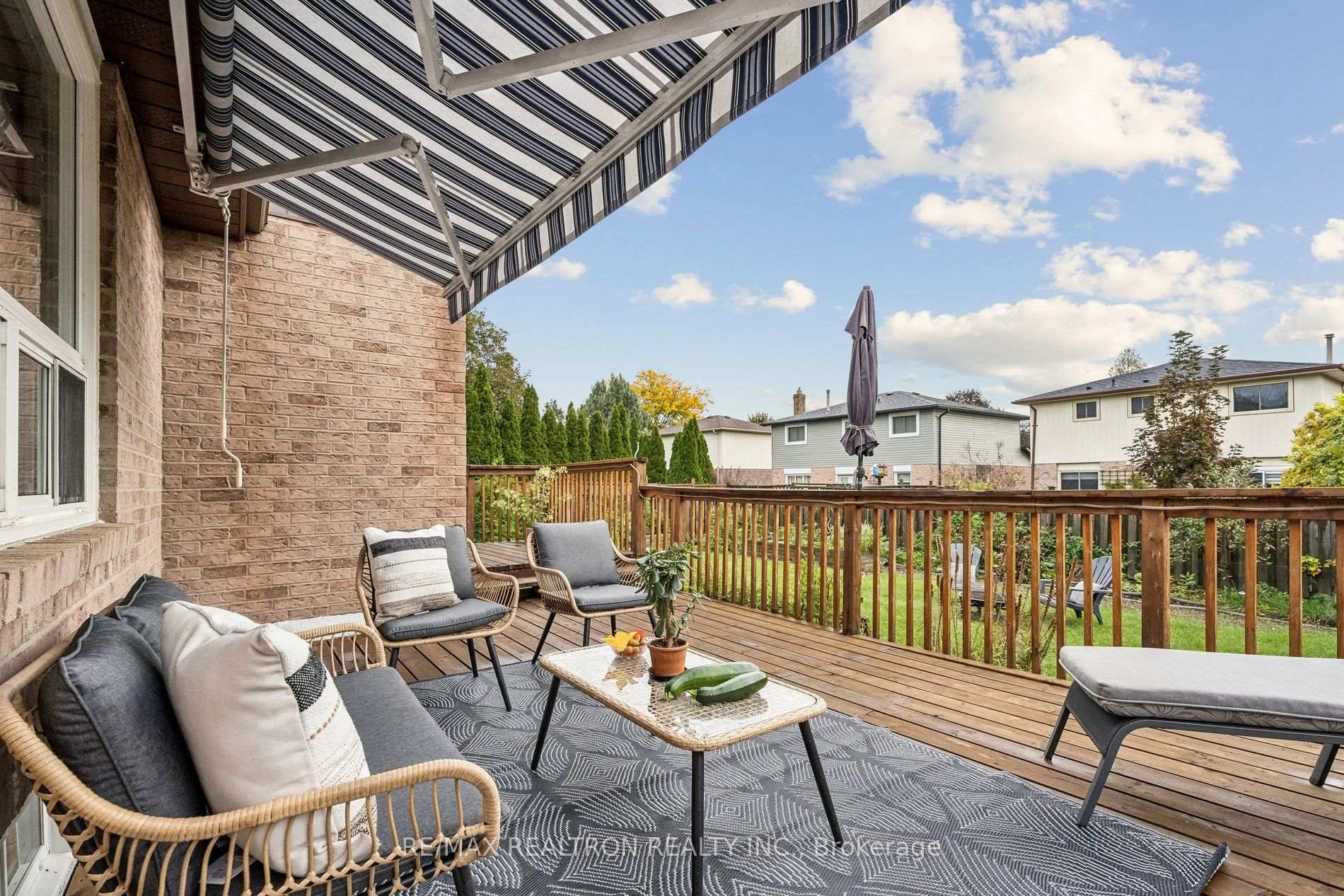 Photo 49 of 596 Brooks Howard Court, Newmarket, Bristol-London — HOMEH