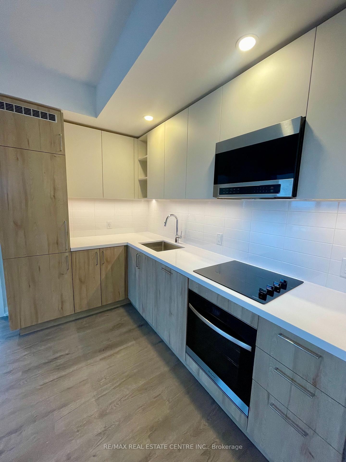 Photo 13 of Unit 1102, 21 Meadowvale Road, Vaughan, Vaughan Corporate Centre — HOMEH