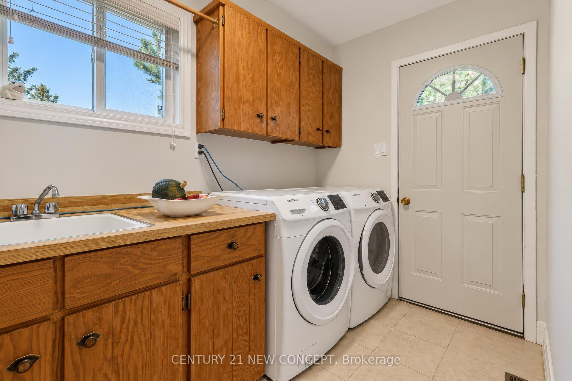 Photo 14 of 82 Keyworth Trail, Scarborough, Agincourt South-Malvern West — HOMEH