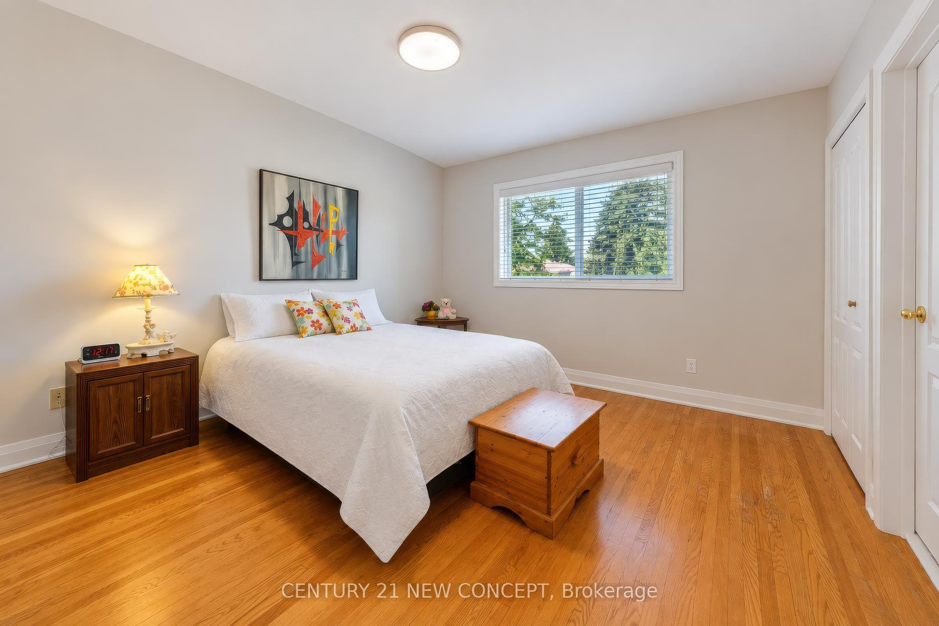 Photo 18 of 82 Keyworth Trail, Scarborough, Agincourt South-Malvern West — HOMEH