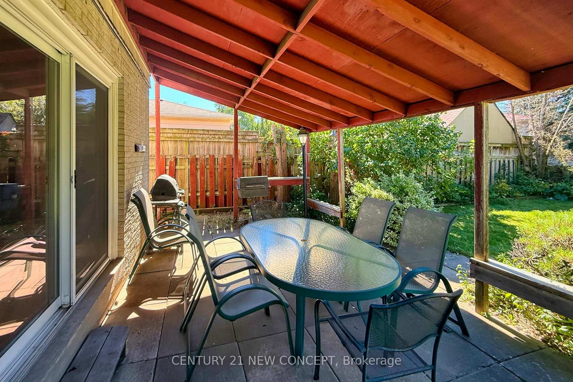 Photo 29 of 82 Keyworth Trail, Scarborough, Agincourt South-Malvern West — HOMEH