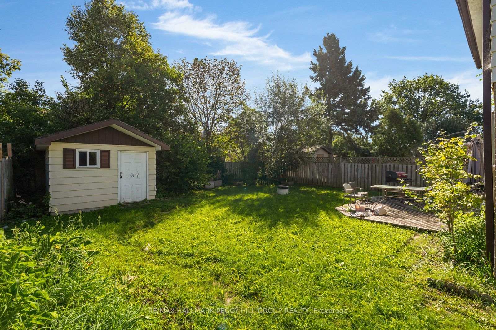 Photo 7 of 46 College Crescent, Barrie, Grove East — HOMEH