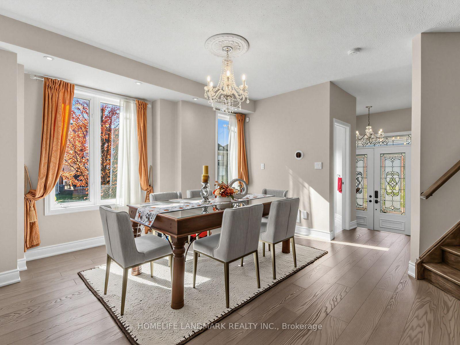 Photo 4 of 72 Vandervoort Drive, Richmond Hill, Jefferson — HOMEH