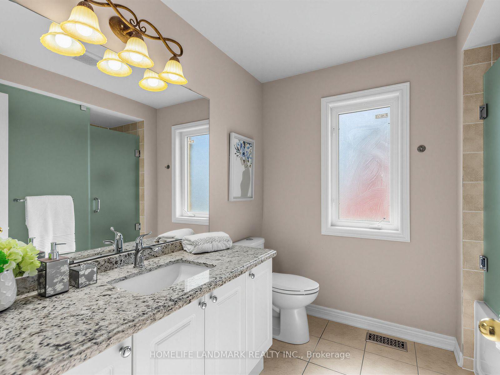 Photo 26 of 72 Vandervoort Drive, Richmond Hill, Jefferson — HOMEH