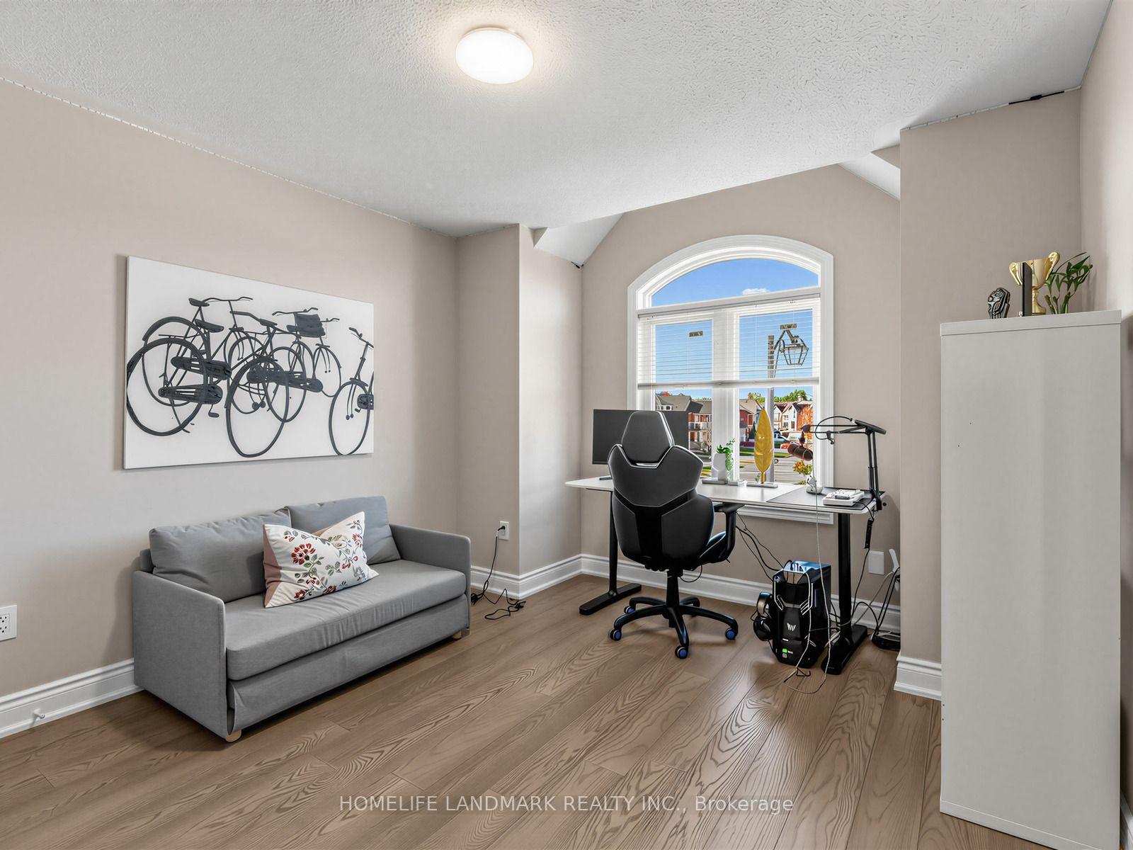 Photo 28 of 72 Vandervoort Drive, Richmond Hill, Jefferson — HOMEH