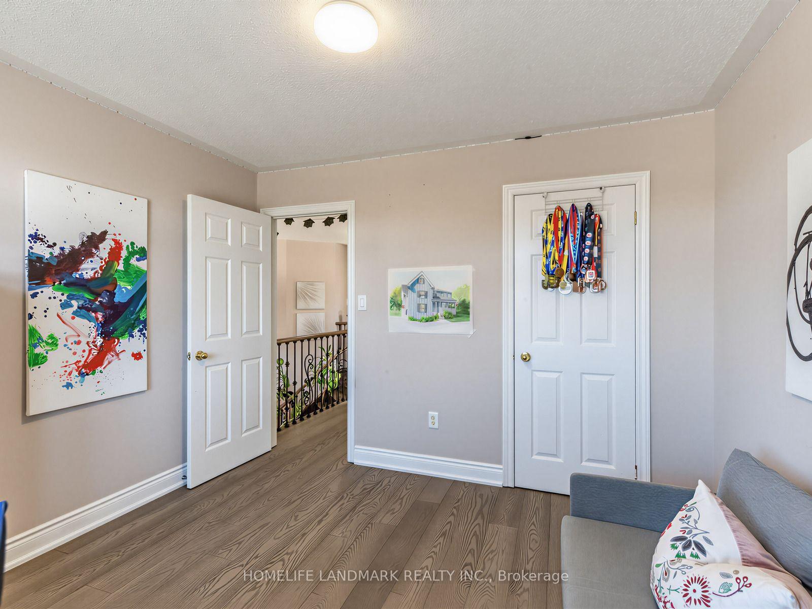 Photo 29 of 72 Vandervoort Drive, Richmond Hill, Jefferson — HOMEH