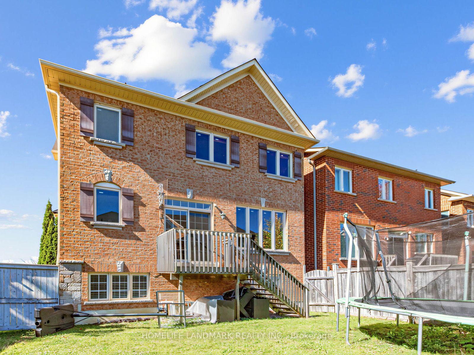 Photo 36 of 72 Vandervoort Drive, Richmond Hill, Jefferson — HOMEH