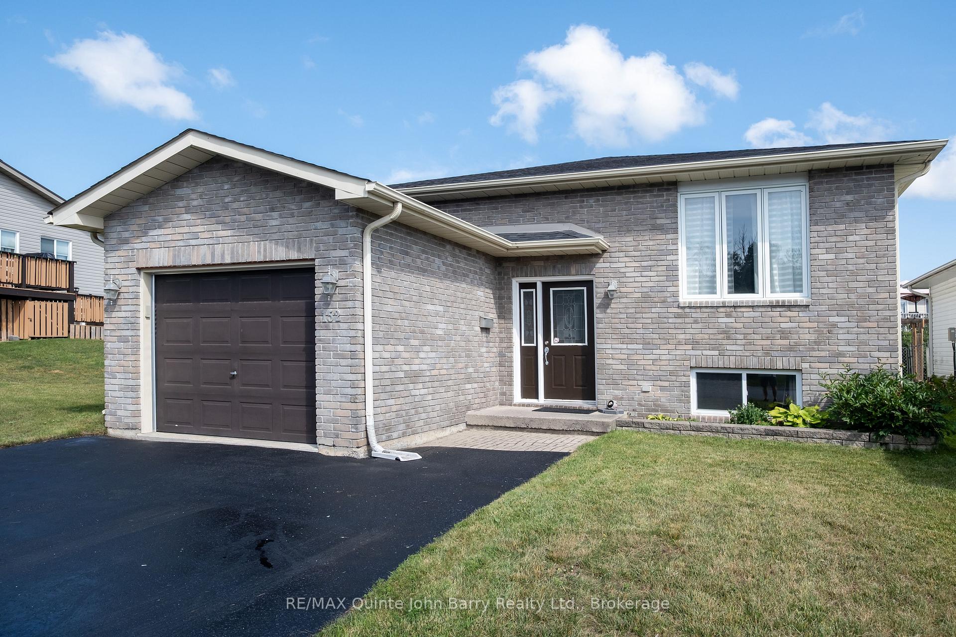 Photo 1 of 152 Nicholas Street, Quinte West, Murray Ward — HOMEH