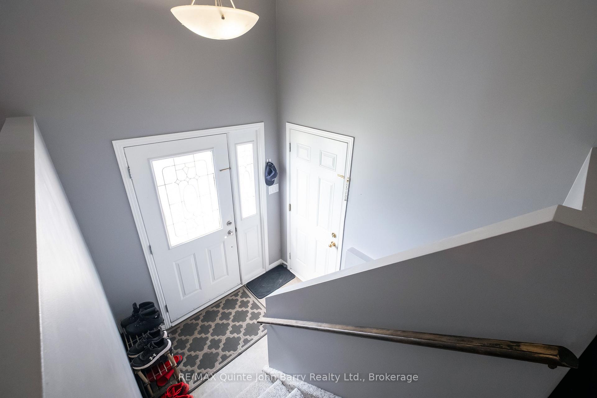 Photo 4 of 152 Nicholas Street, Quinte West, Murray Ward — HOMEH