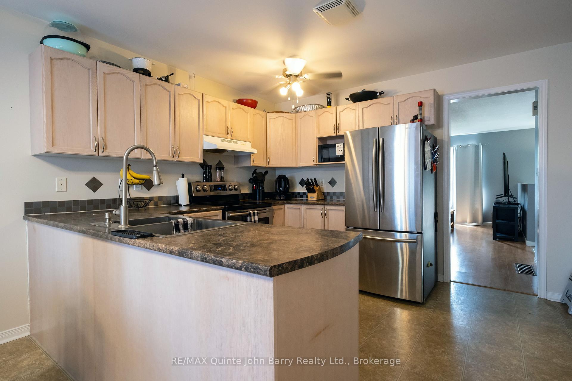 Photo 7 of 152 Nicholas Street, Quinte West, Murray Ward — HOMEH