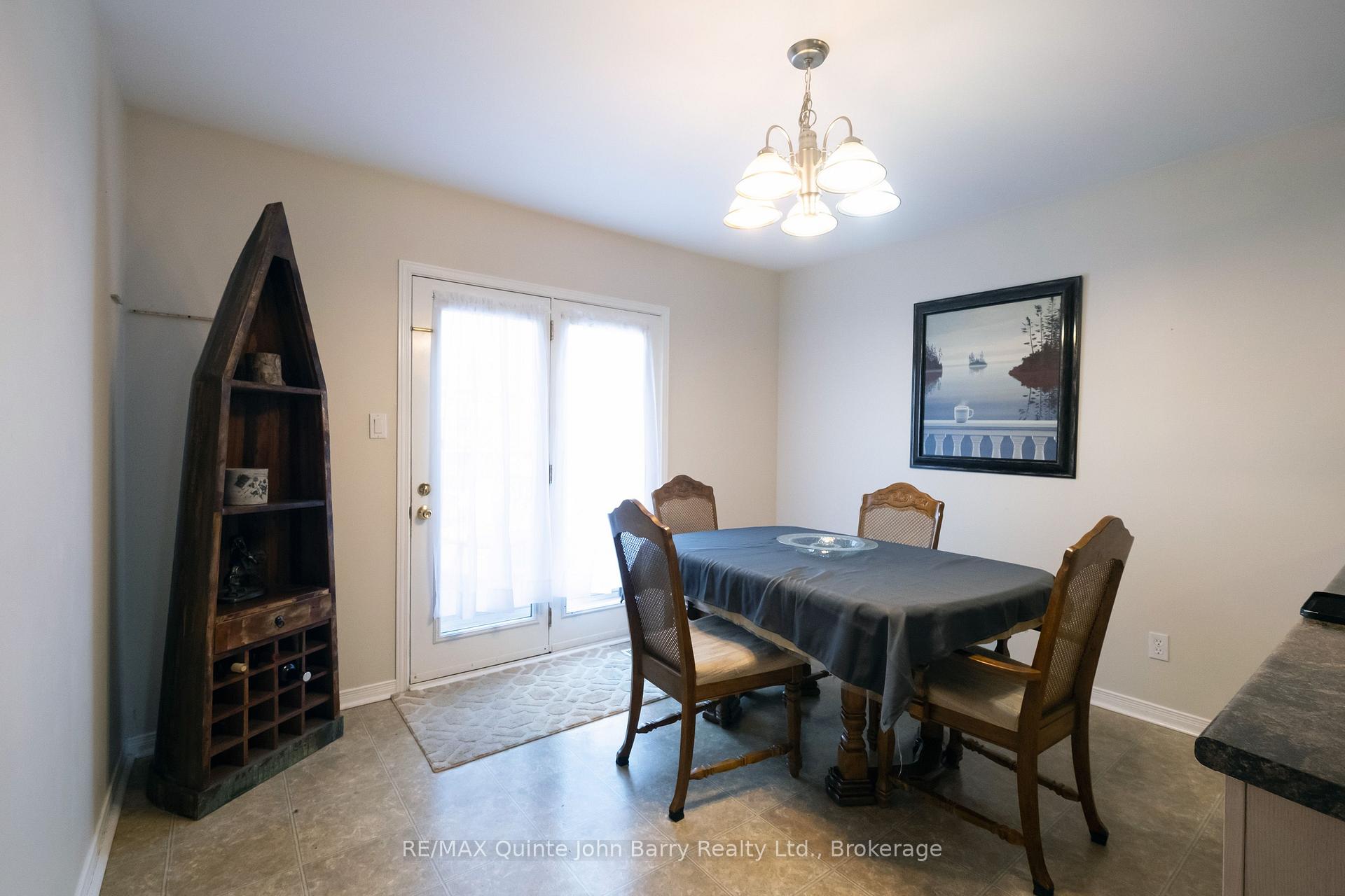 Photo 10 of 152 Nicholas Street, Quinte West, Murray Ward — HOMEH