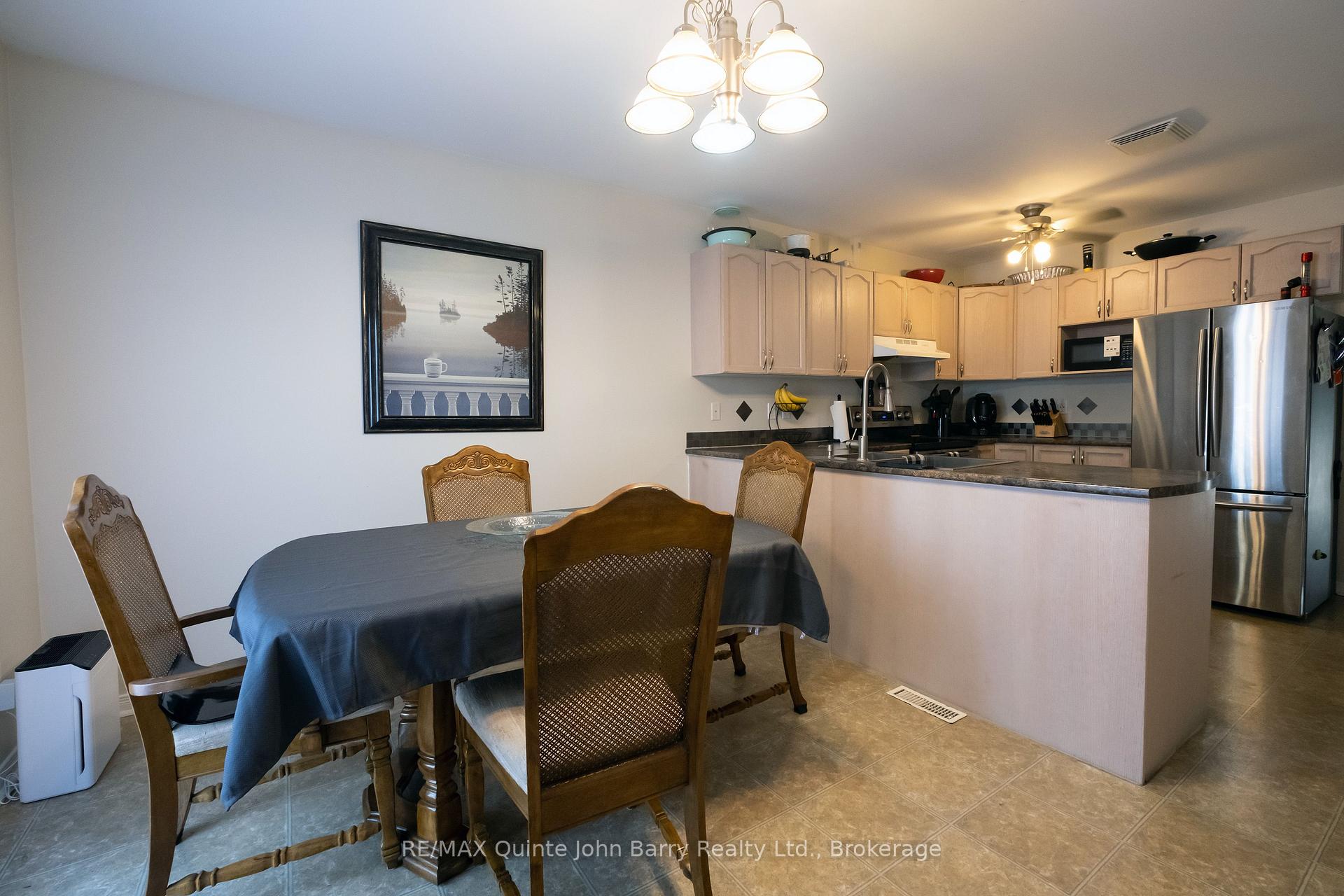 Photo 11 of 152 Nicholas Street, Quinte West, Murray Ward — HOMEH