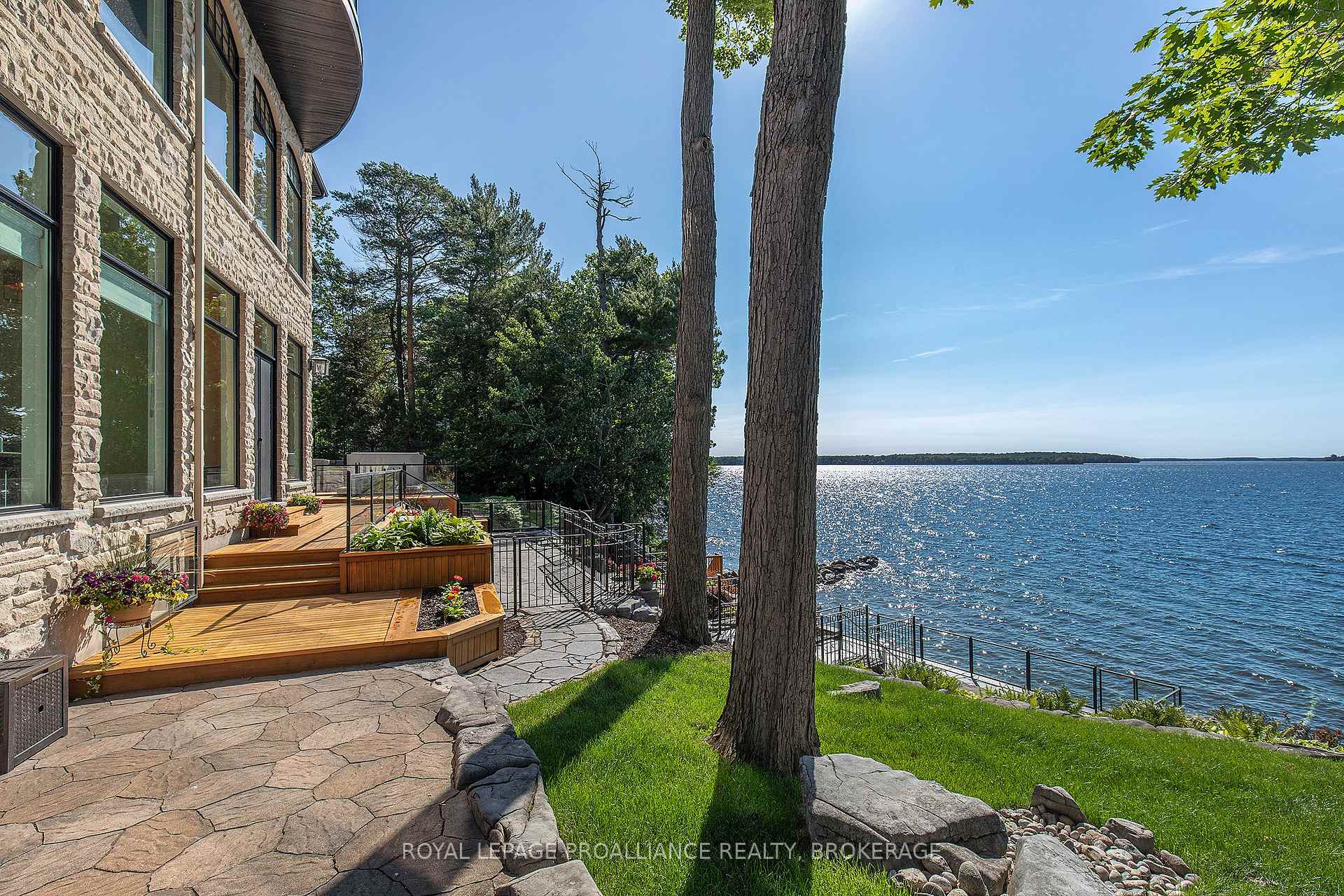 Photo 17 of 1618 St Lawrence Avenue, Kingston, Kingston East (Incl CFB Kingston) — HOMEH