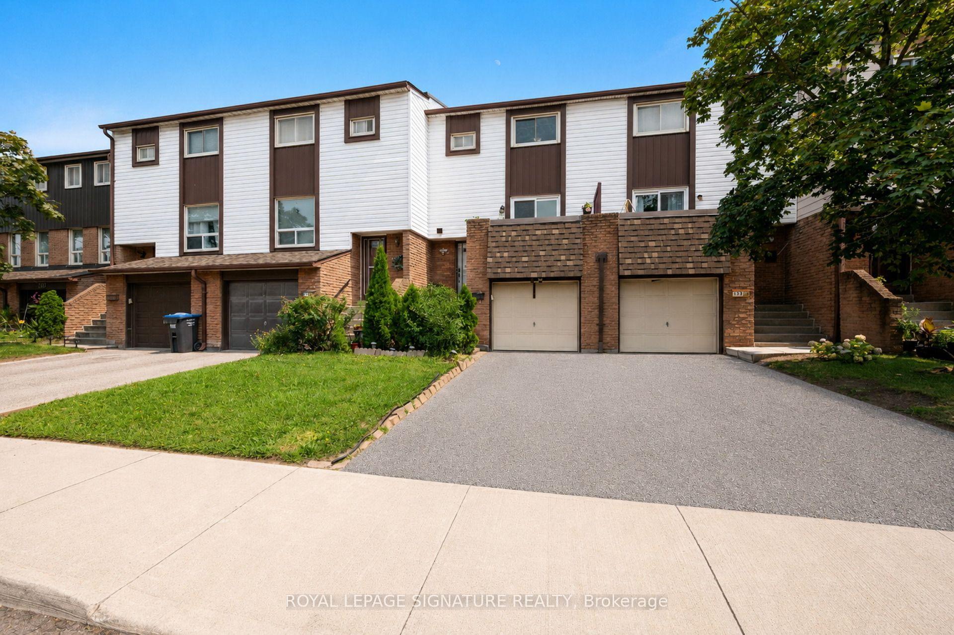 Photo 2 of Unit 132, 1221 Dundix Road, Mississauga, Applewood — HOMEH