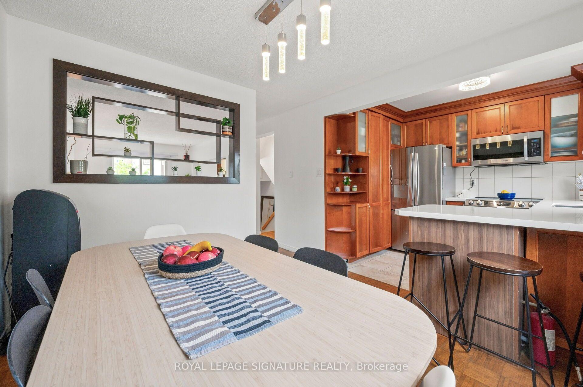 Photo 16 of Unit 132, 1221 Dundix Road, Mississauga, Applewood — HOMEH
