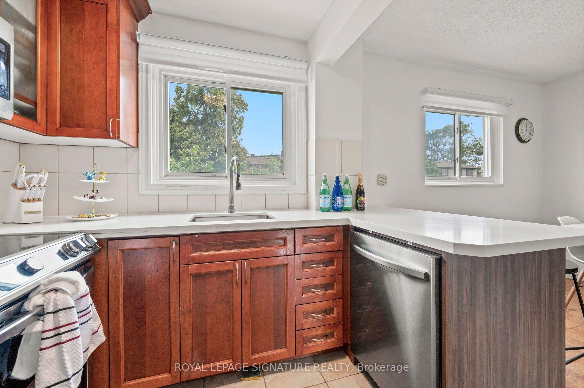 Photo 21 of Unit 132, 1221 Dundix Road, Mississauga, Applewood — HOMEH