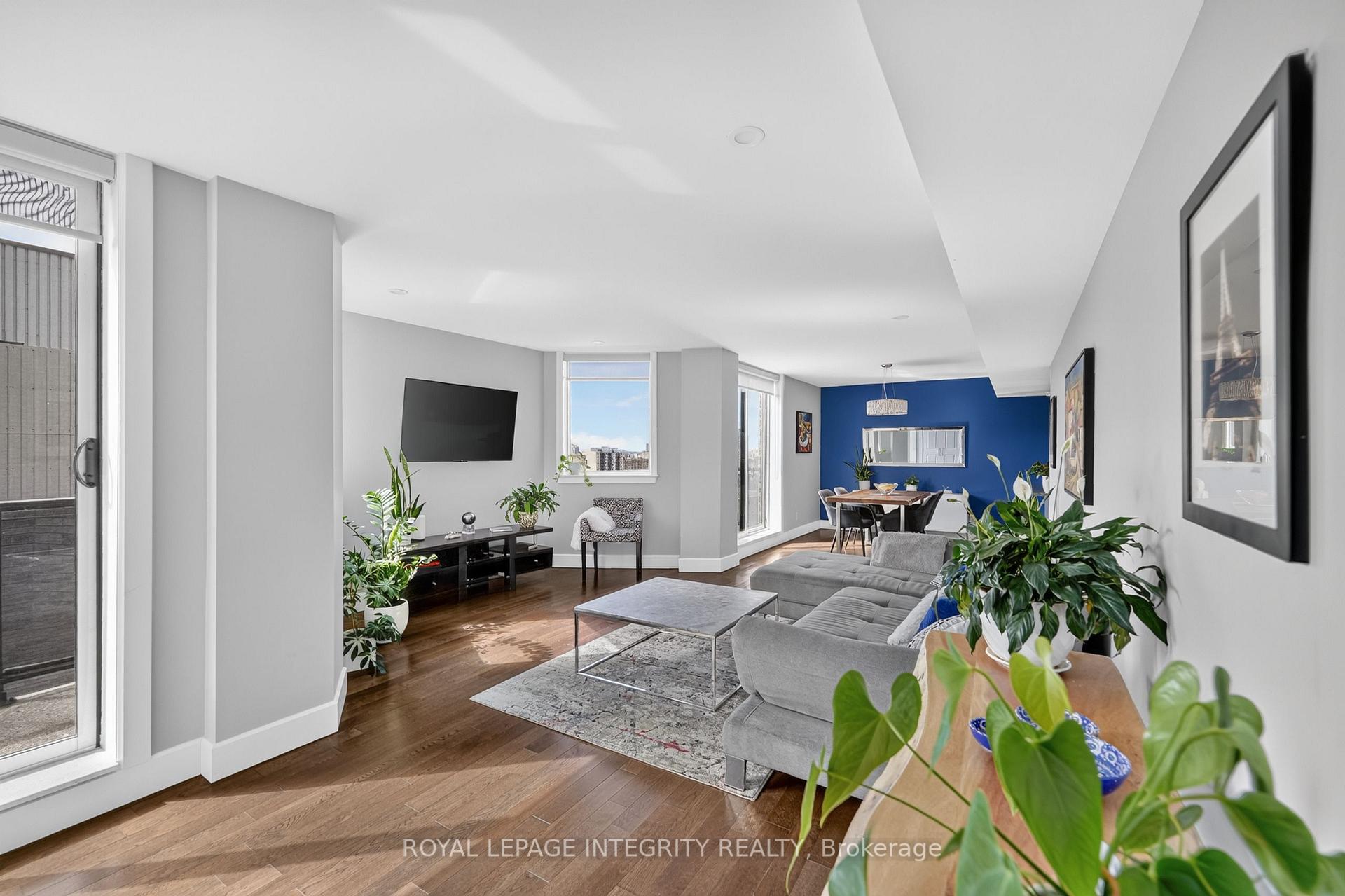 Photo 10 of Unit PH1, 18 Nepean Street, Ottawa, Ottawa Centre — HOMEH