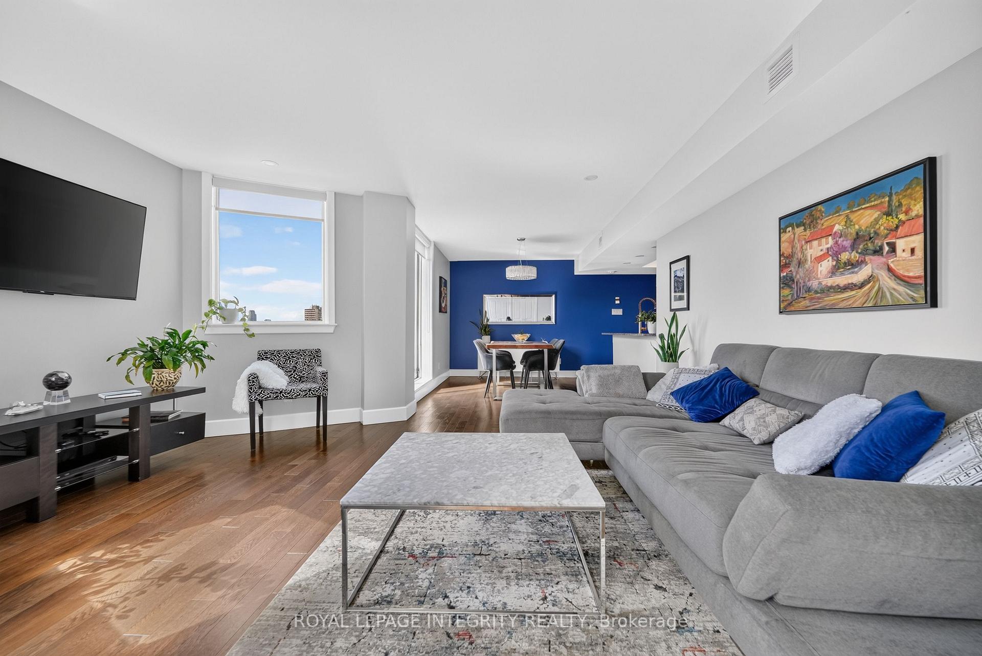 Photo 11 of Unit PH1, 18 Nepean Street, Ottawa, Ottawa Centre — HOMEH