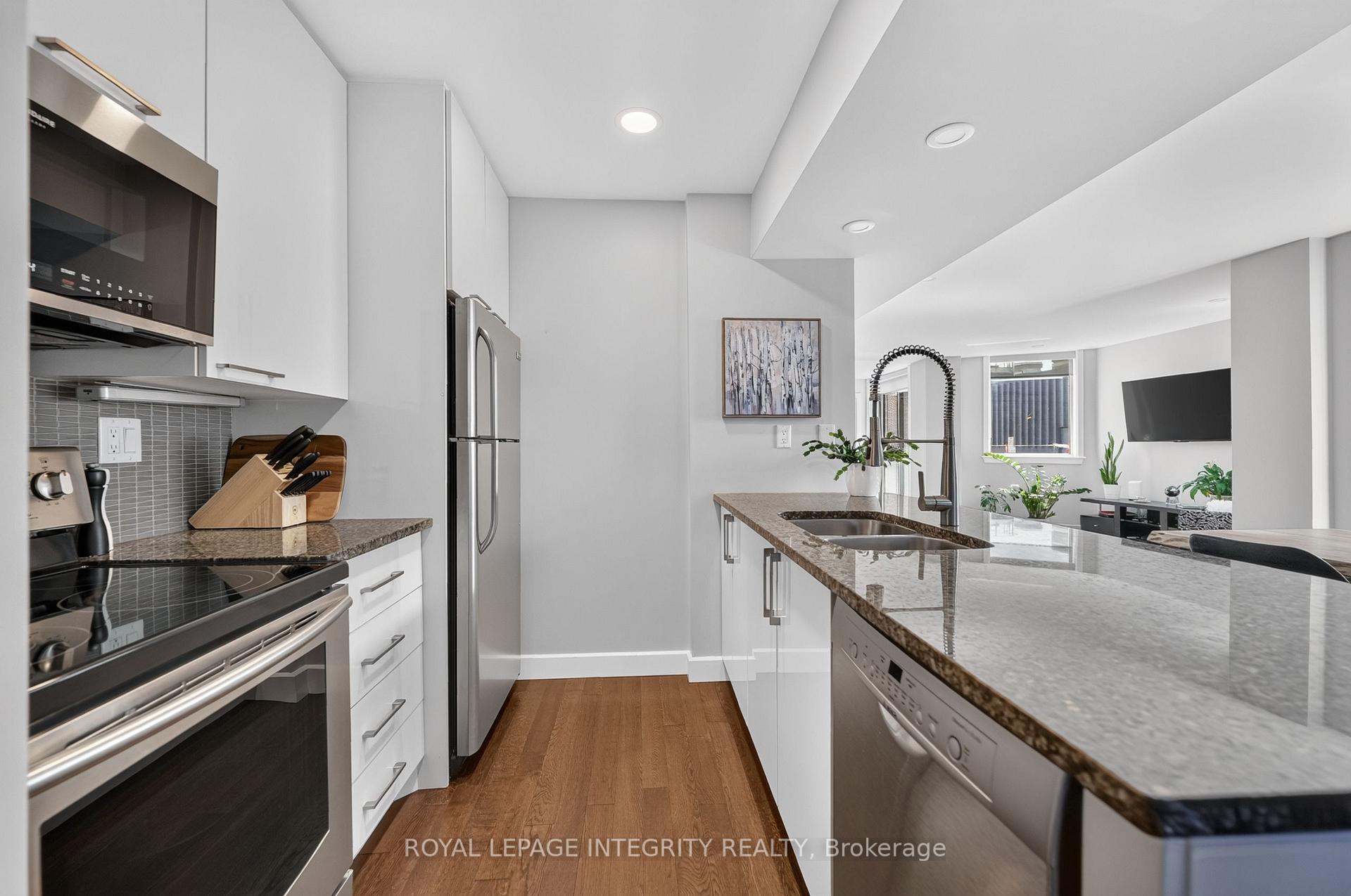 Photo 19 of Unit PH1, 18 Nepean Street, Ottawa, Ottawa Centre — HOMEH