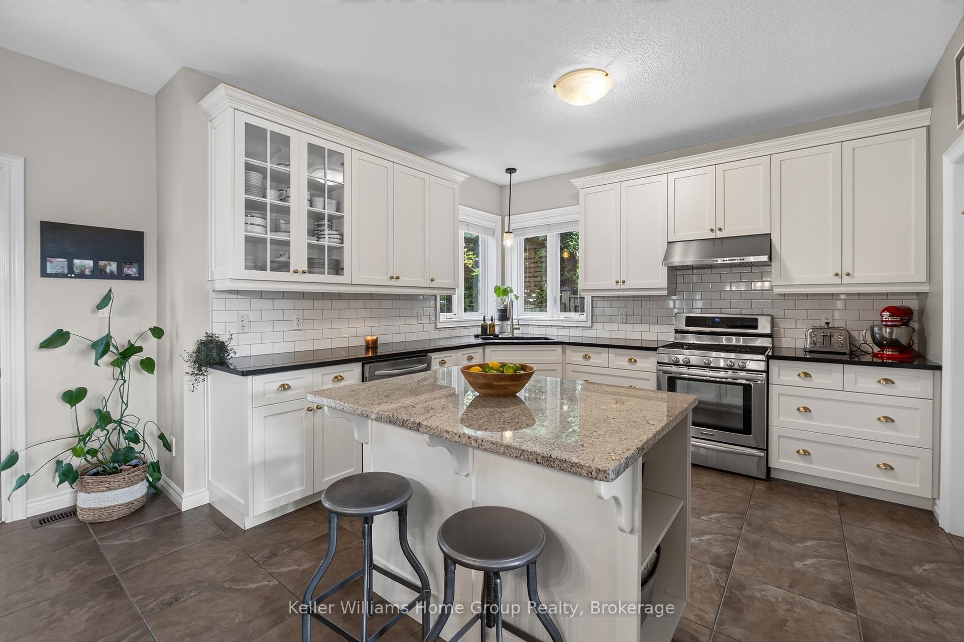 Photo 16 of 6 Sweeney Drive, Guelph, Kortright East — HOMEH