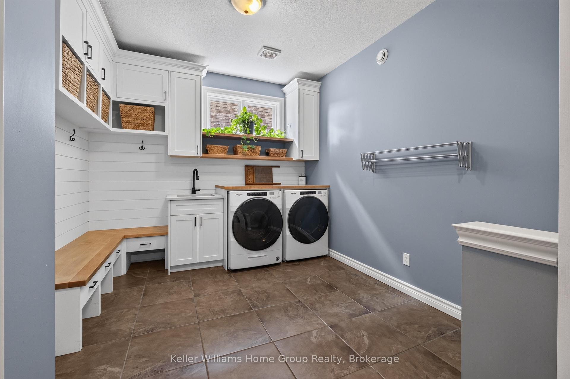 Photo 20 of 6 Sweeney Drive, Guelph, Kortright East — HOMEH