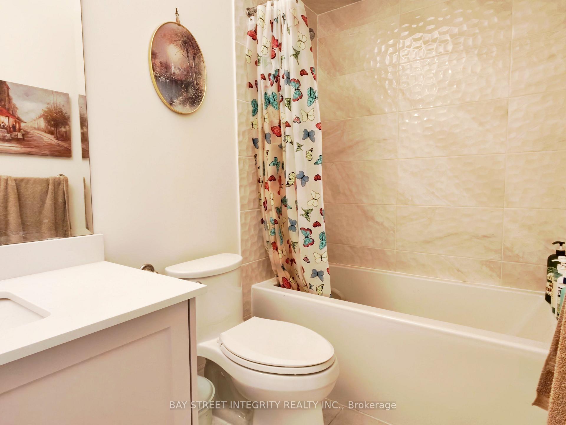 Photo 17 of 211 Hillsview Drive, Richmond Hill, Observatory — HOMEH