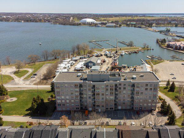 Photo of Unit 205, 350 Wellington Street