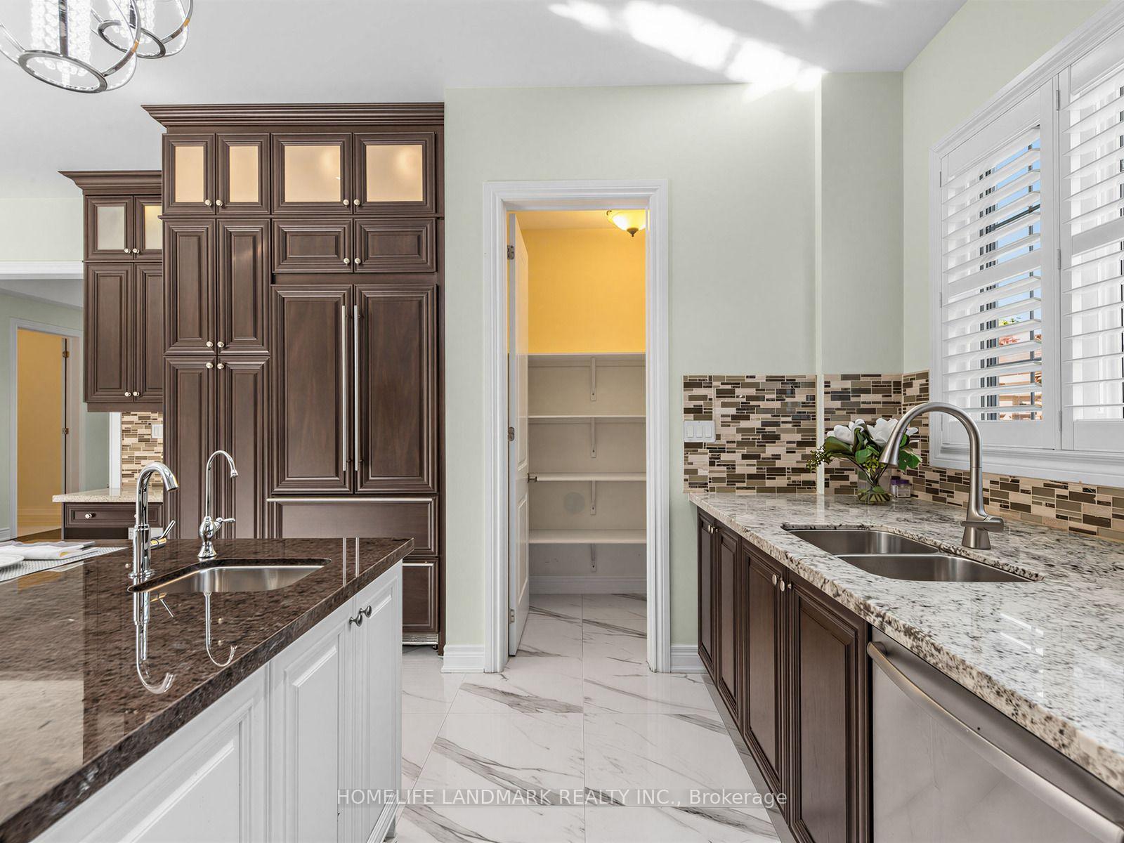 Photo 12 of 9A Anglin Drive, Richmond Hill, Jefferson — HOMEH