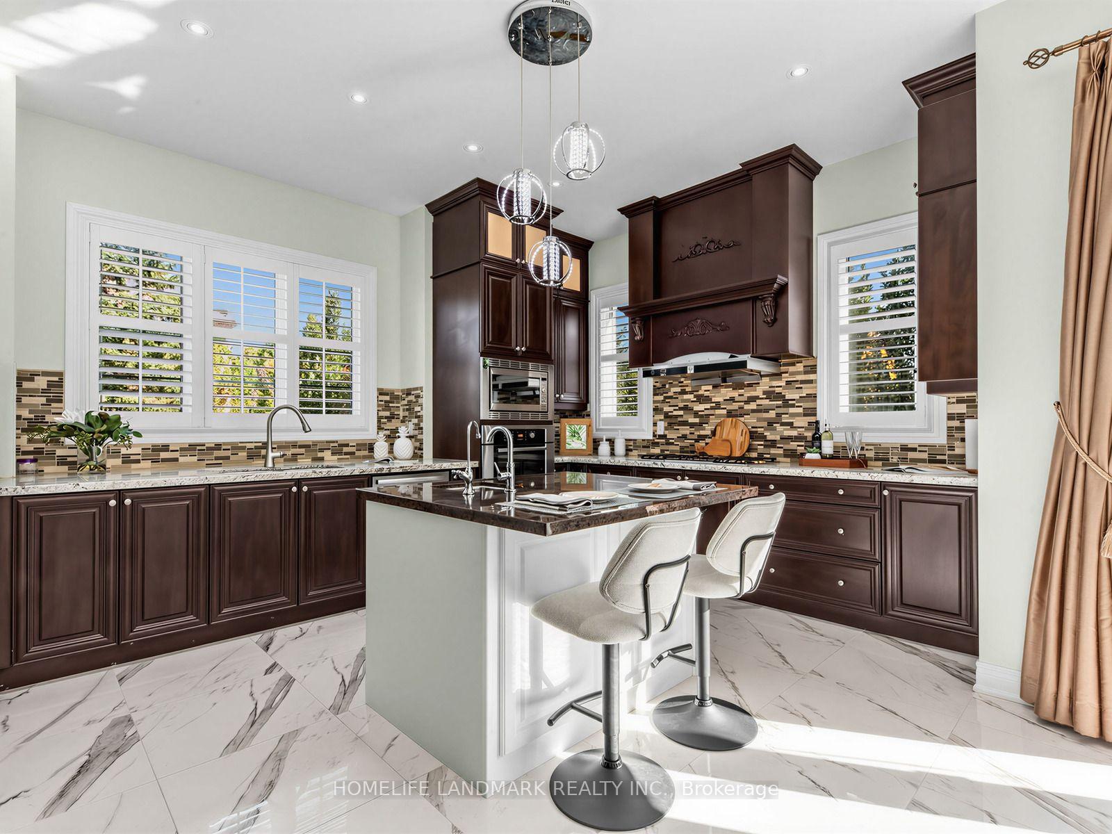 Photo 14 of 9A Anglin Drive, Richmond Hill, Jefferson — HOMEH