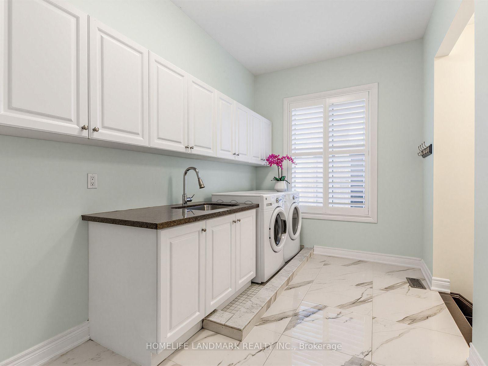 Photo 16 of 9A Anglin Drive, Richmond Hill, Jefferson — HOMEH