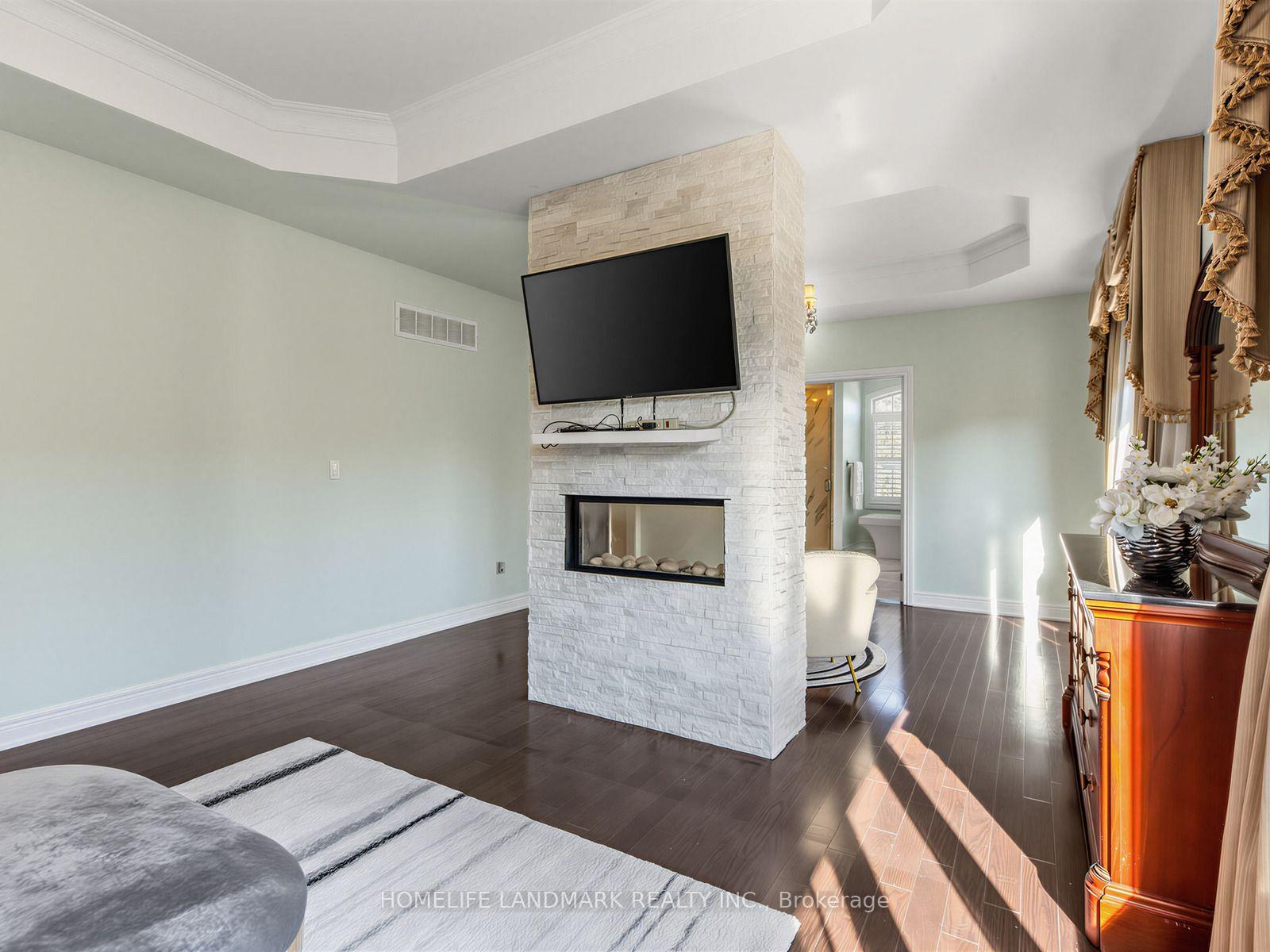 Photo 22 of 9A Anglin Drive, Richmond Hill, Jefferson — HOMEH