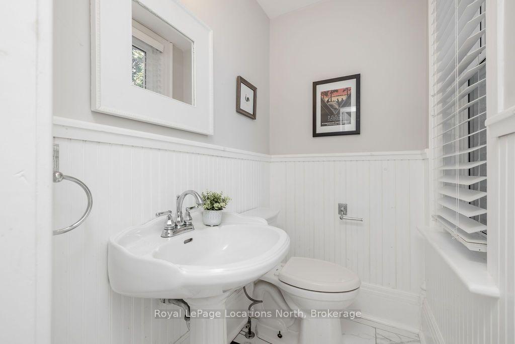 Photo 15 of 4213 124 County Road, Clearview, Nottawa — HOMEH