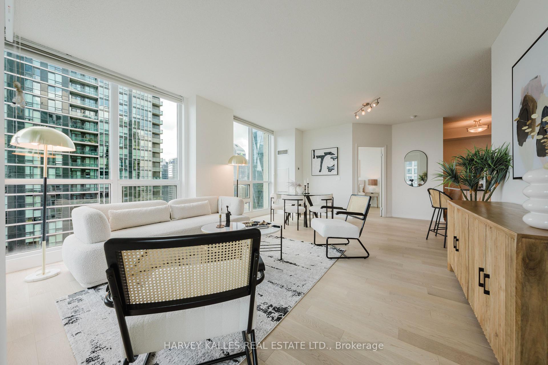 Photo 6 of Unit 3211, 16 Yonge Street, Toronto, Waterfront Communities — HOMEH