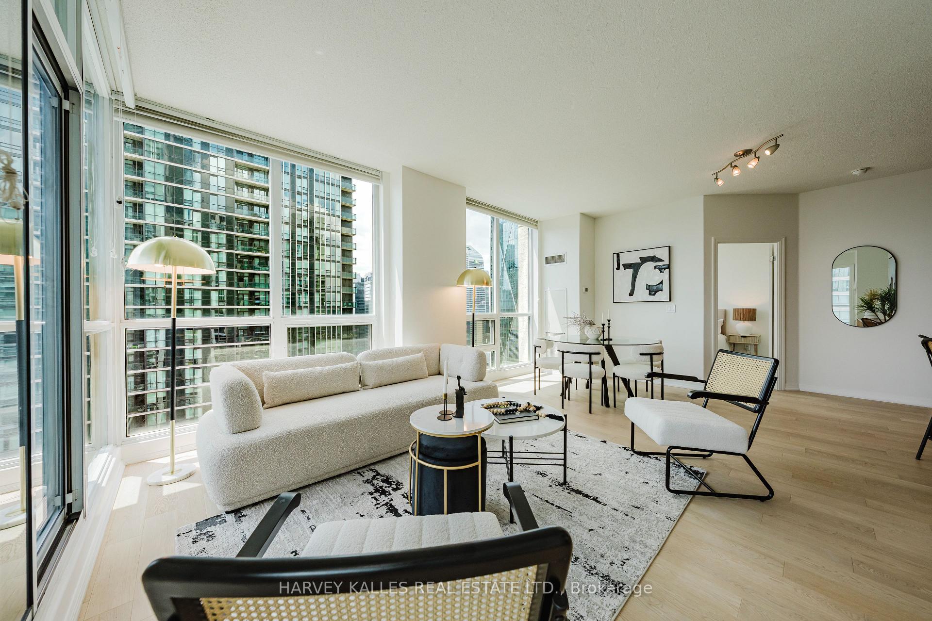 Photo 14 of Unit 3211, 16 Yonge Street, Toronto, Waterfront Communities — HOMEH