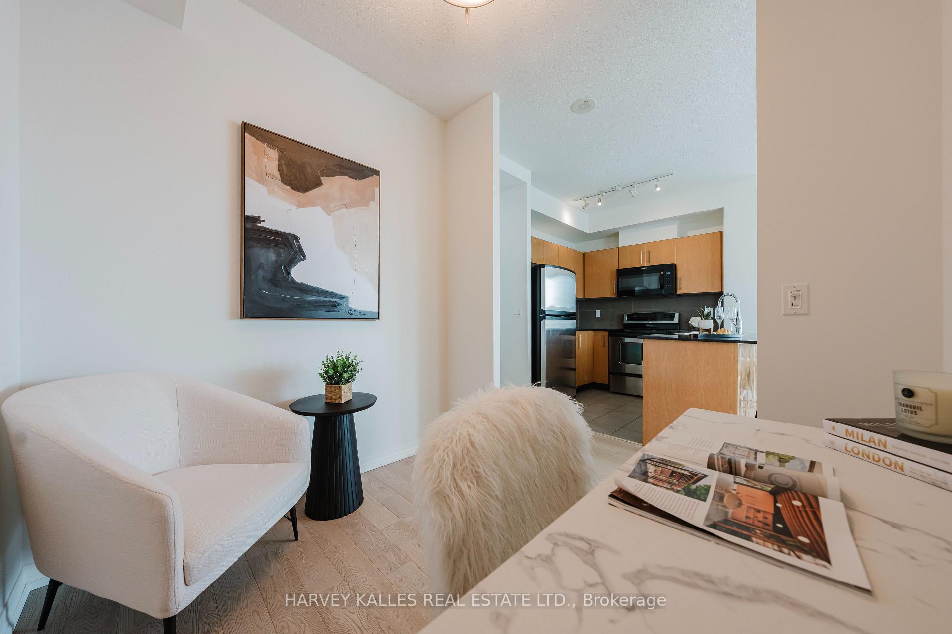 Photo 15 of Unit 3211, 16 Yonge Street, Toronto, Waterfront Communities — HOMEH
