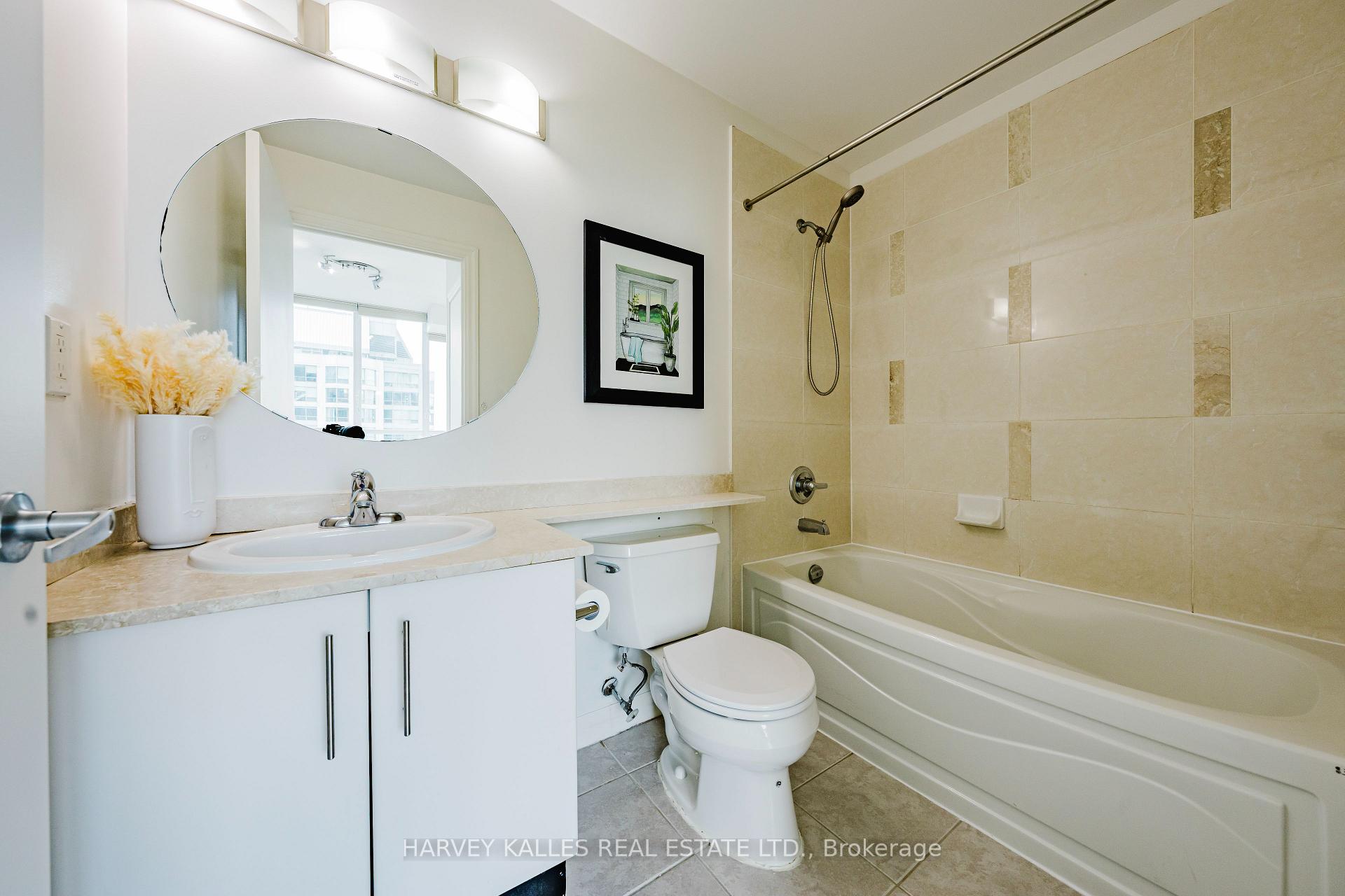Photo 25 of Unit 3211, 16 Yonge Street, Toronto, Waterfront Communities — HOMEH