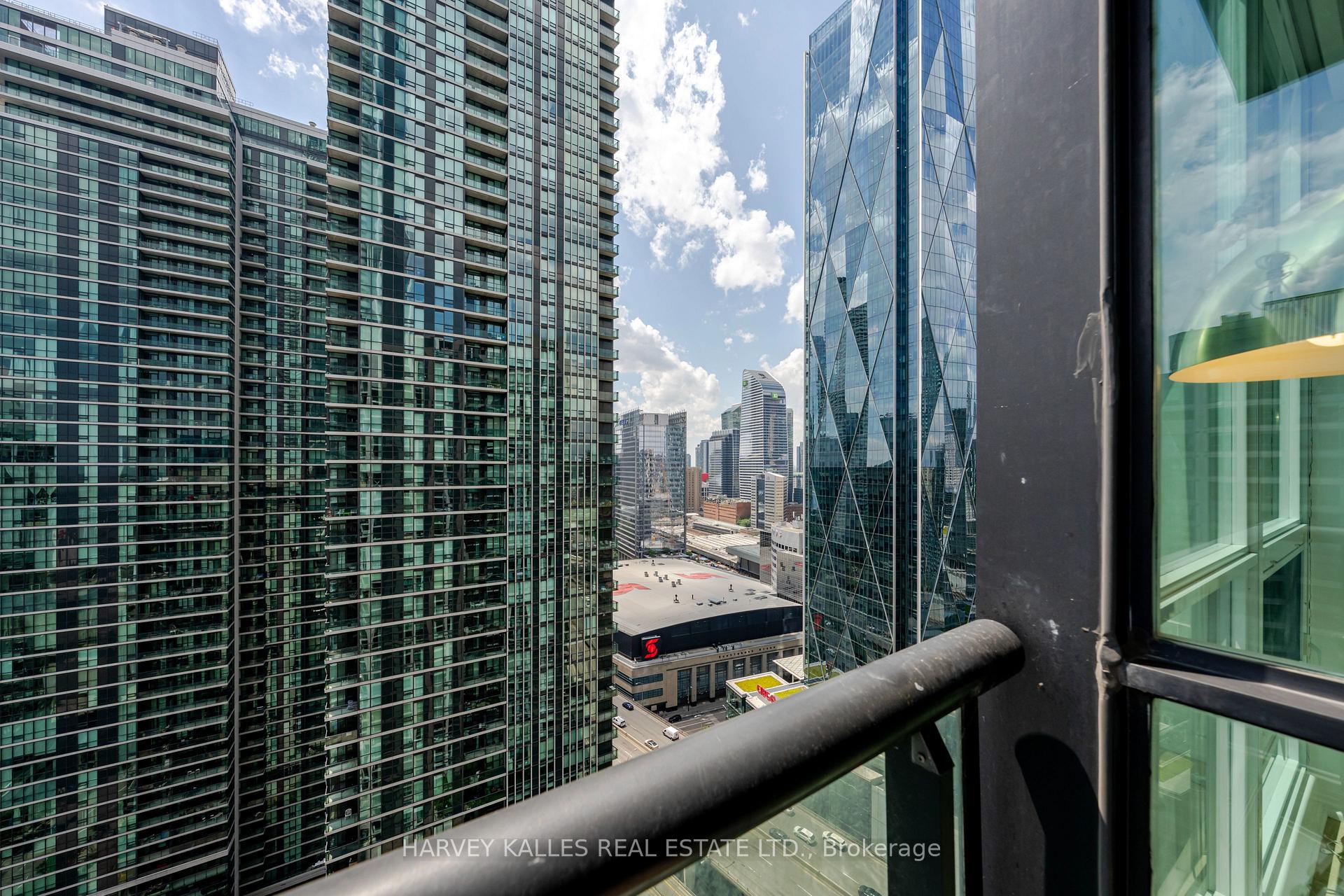 Photo 38 of Unit 3211, 16 Yonge Street, Toronto, Waterfront Communities — HOMEH