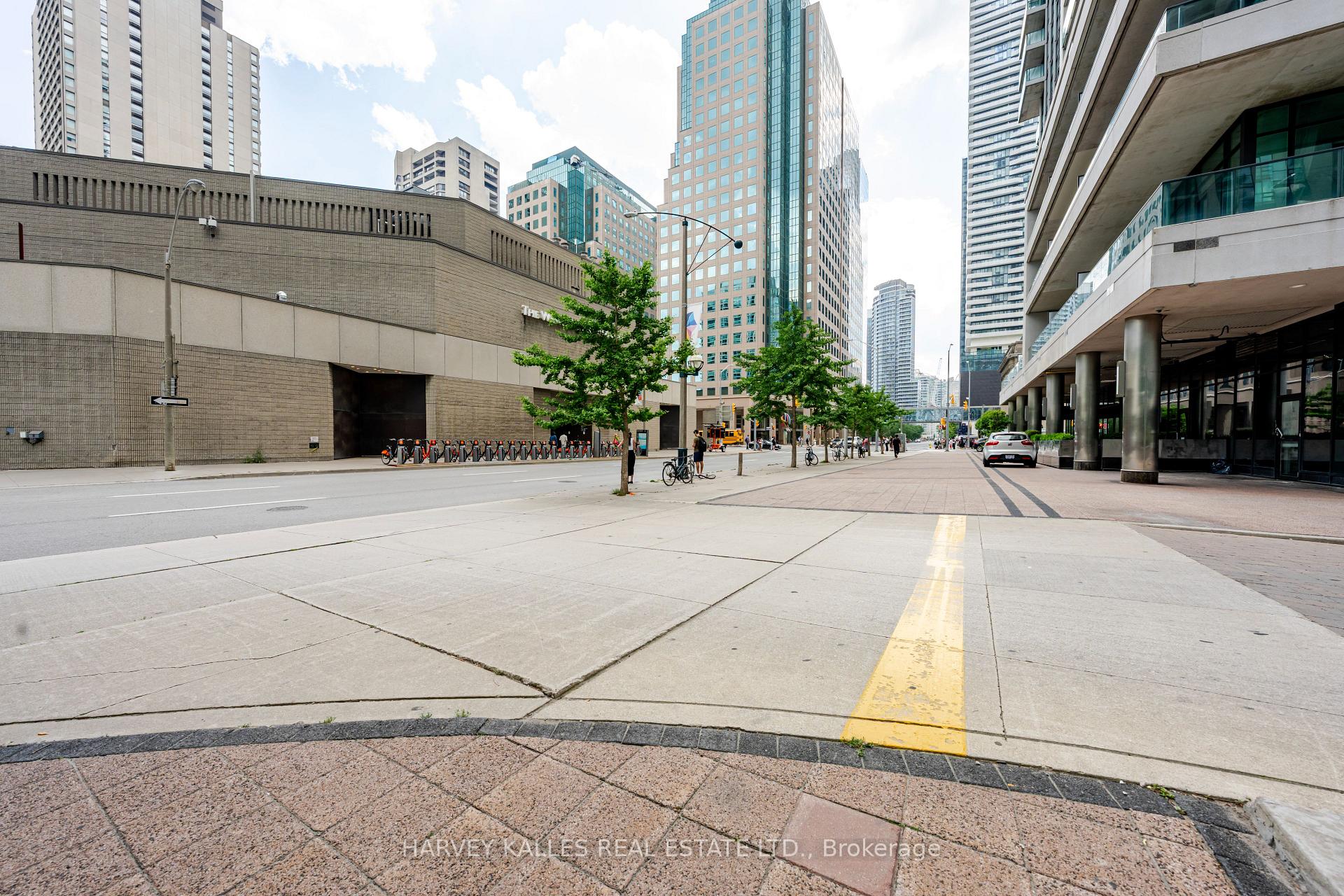 Photo 42 of Unit 3211, 16 Yonge Street, Toronto, Waterfront Communities — HOMEH
