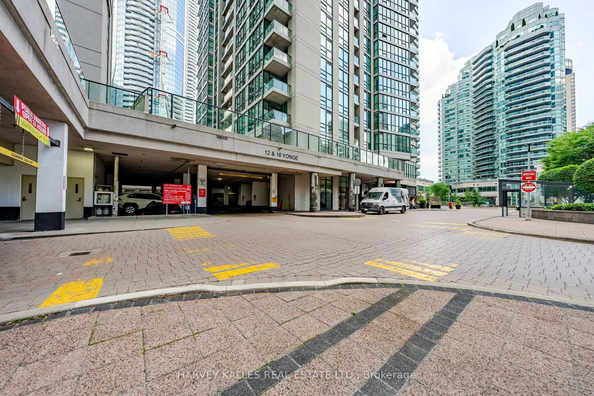 Photo 13 of Unit 3211, 16 Yonge Street, Toronto, Waterfront Communities — HOMEH