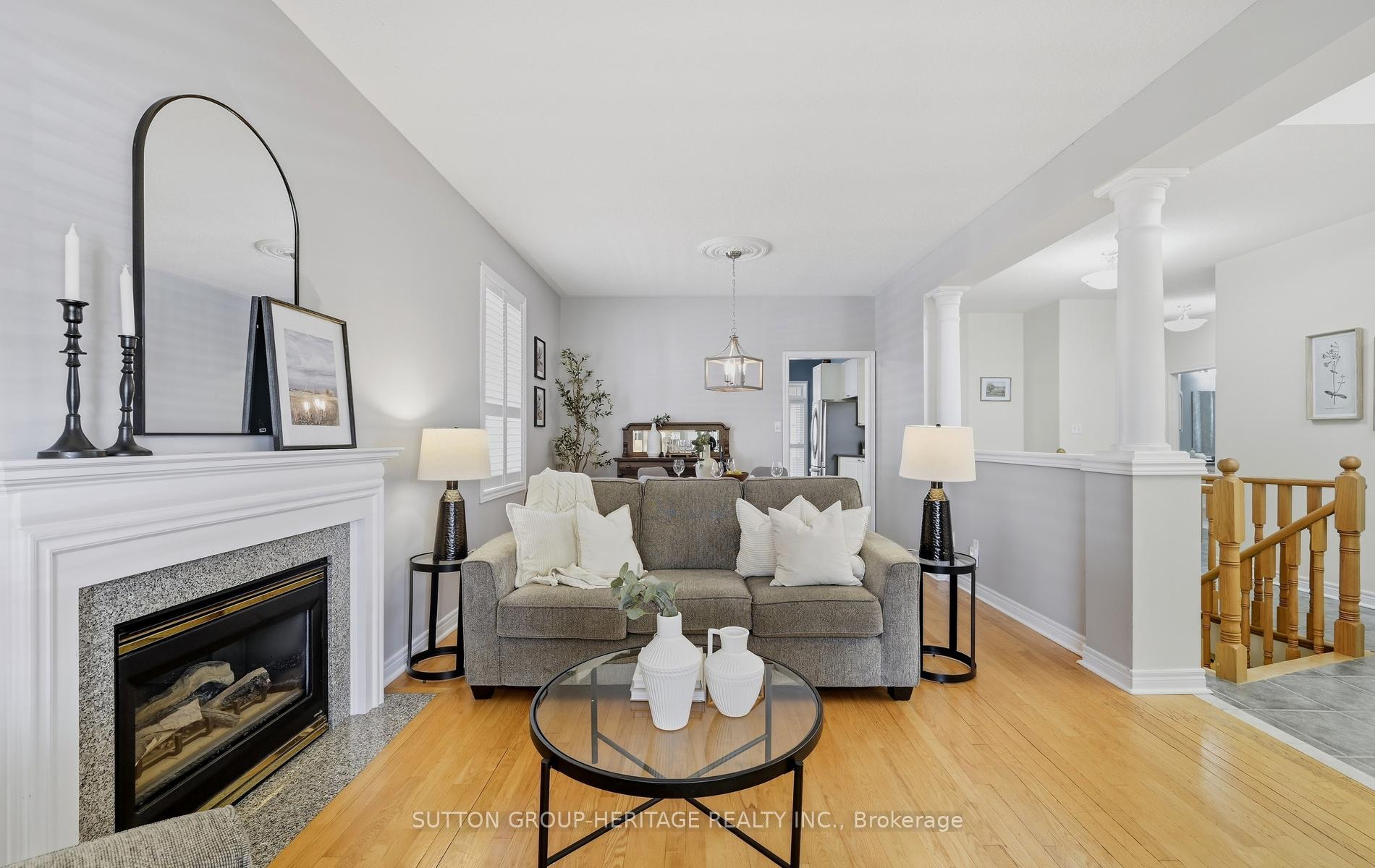 Photo 7 of 35 Kimberly Drive, Whitby, Brooklin — HOMEH