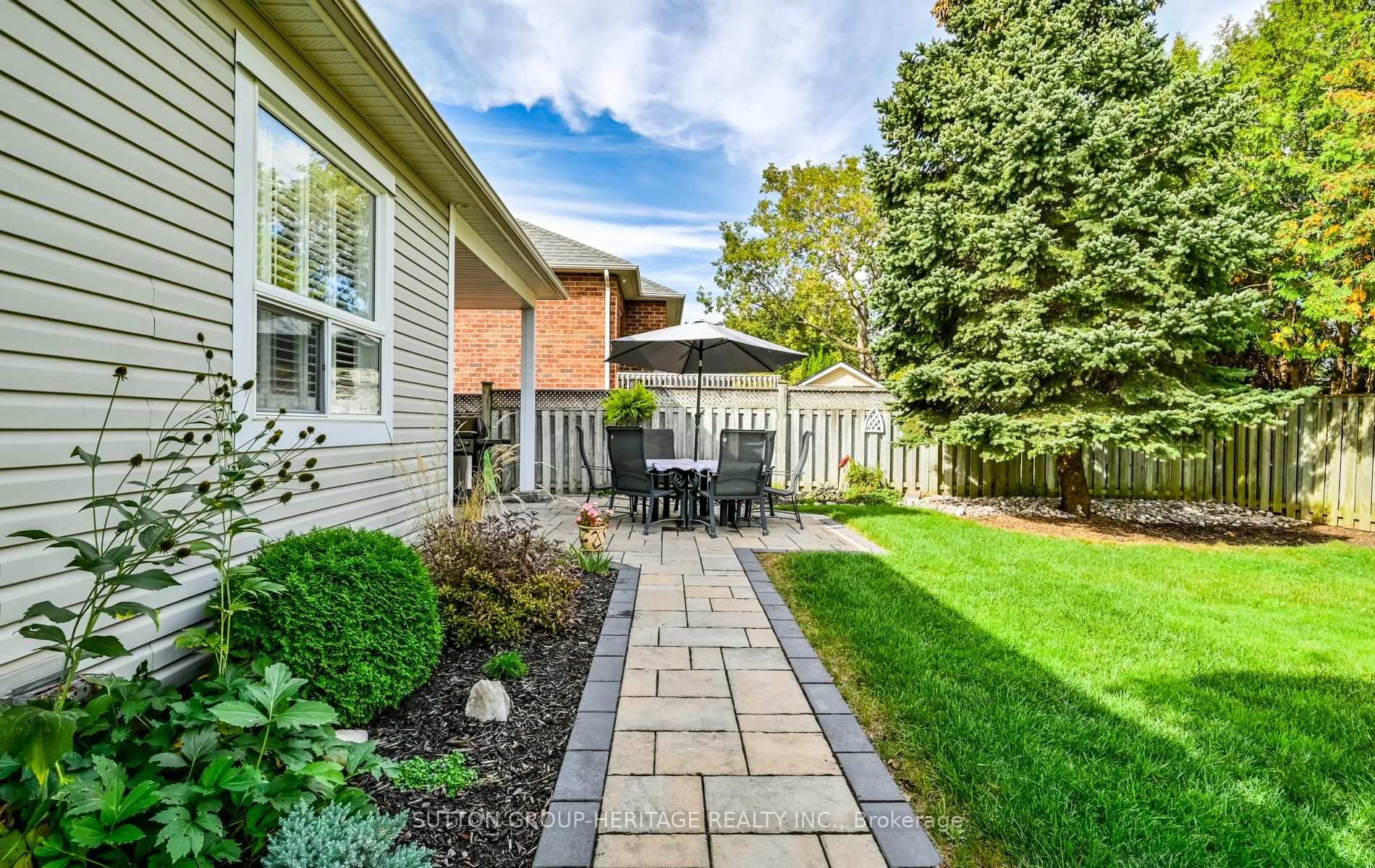 Photo 30 of 35 Kimberly Drive, Whitby, Brooklin — HOMEH