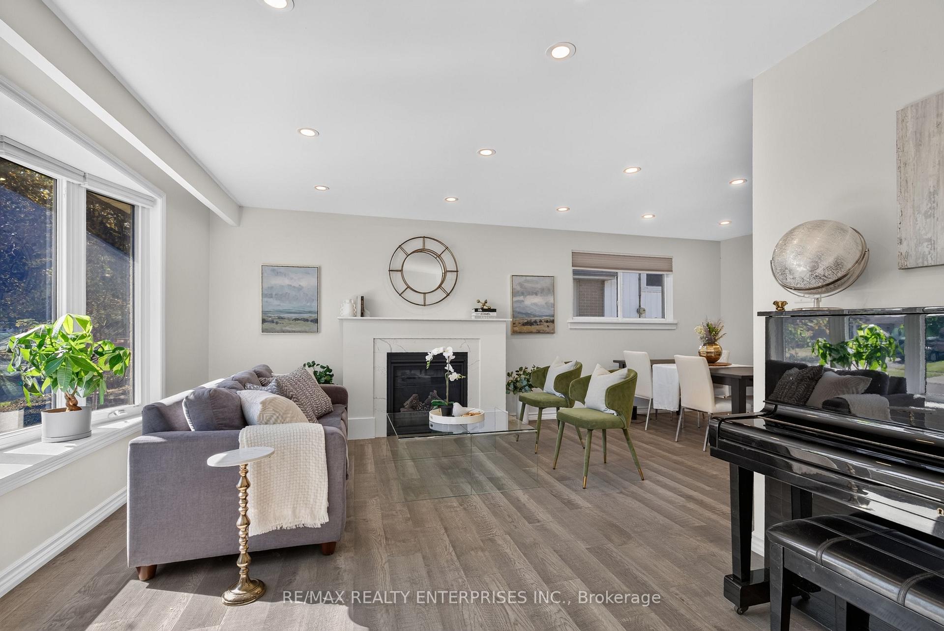 Photo 6 of 46 Marilyn Crescent, Halton Hills, Georgetown — HOMEH