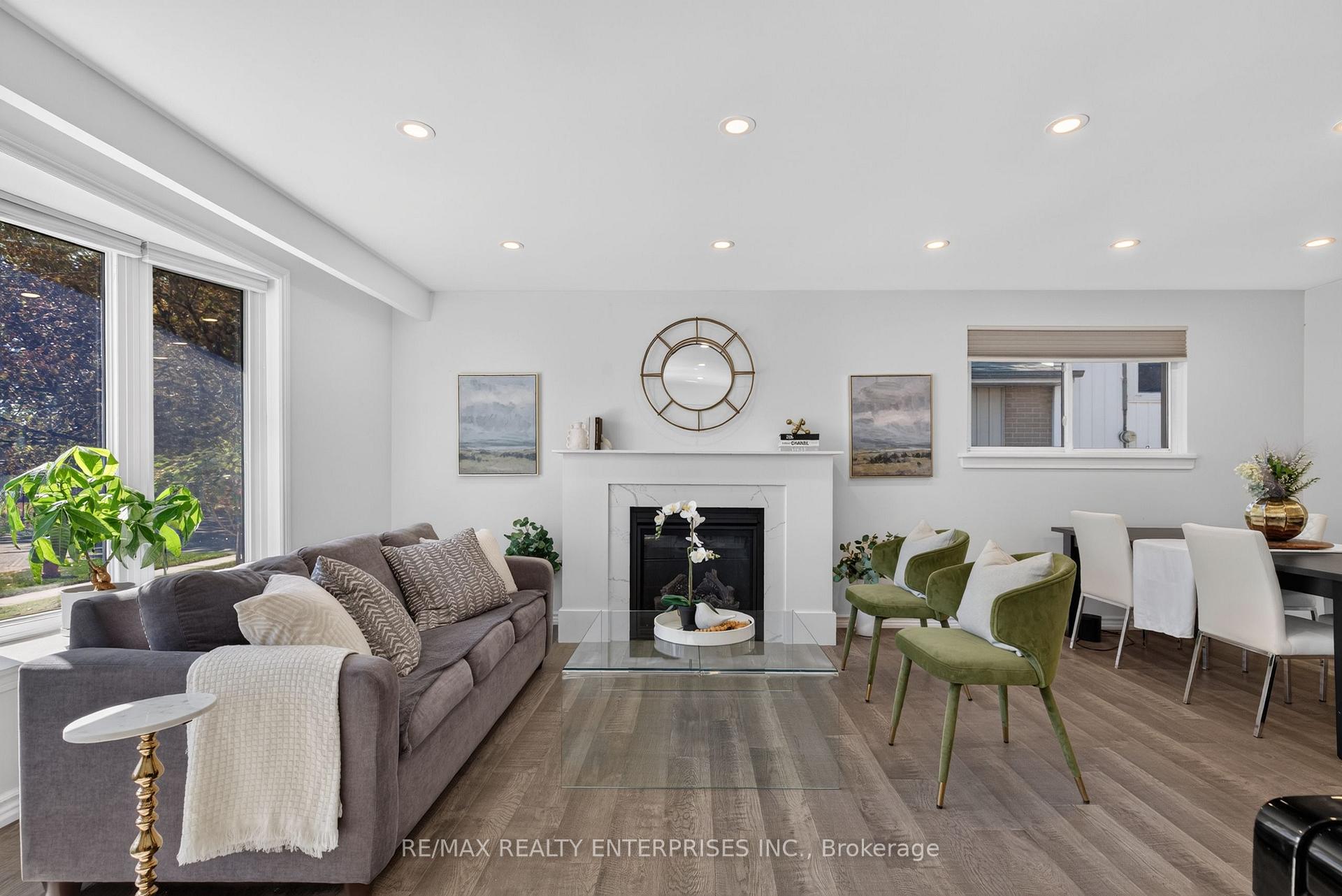 Photo 7 of 46 Marilyn Crescent, Halton Hills, Georgetown — HOMEH