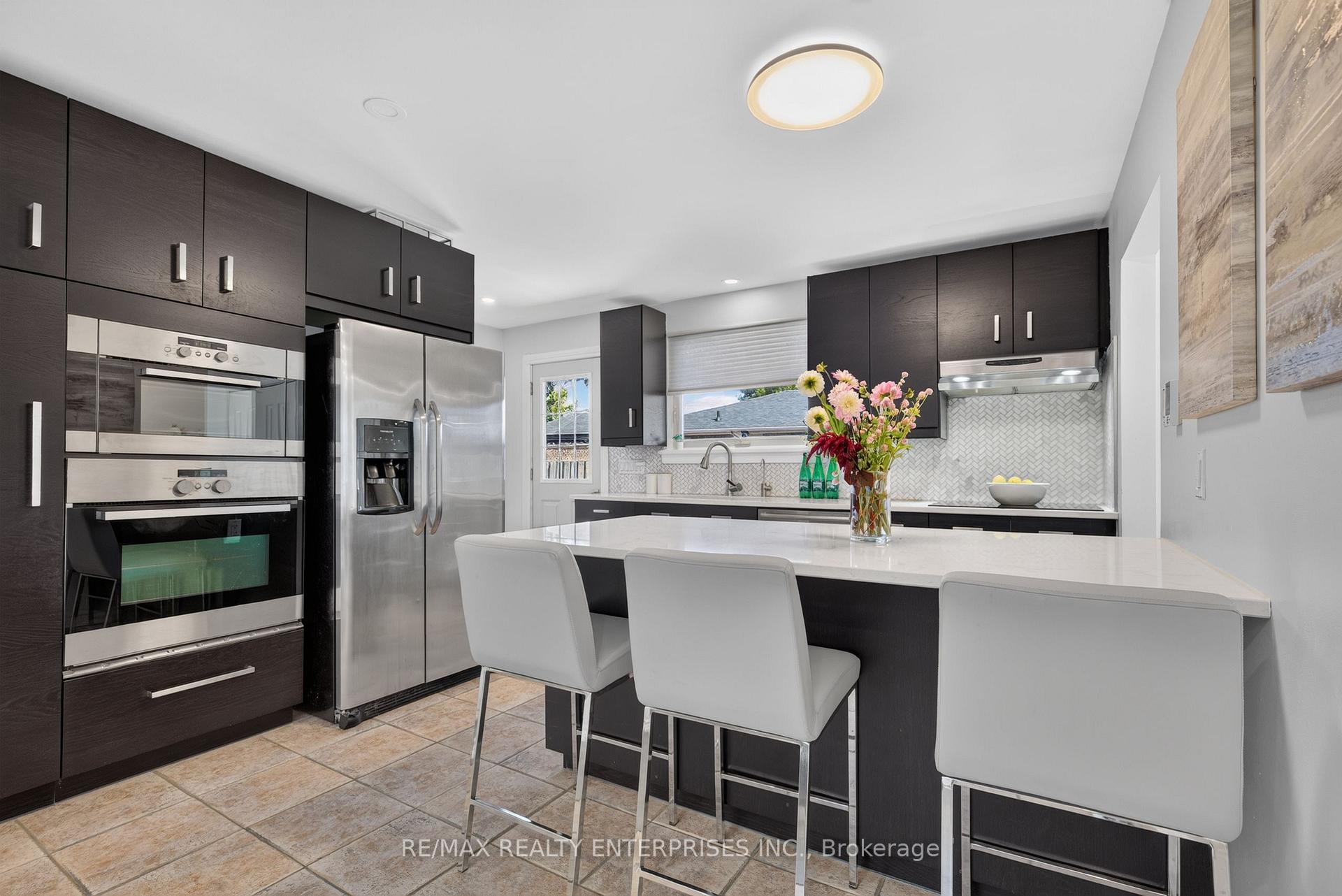 Photo 13 of 46 Marilyn Crescent, Halton Hills, Georgetown — HOMEH