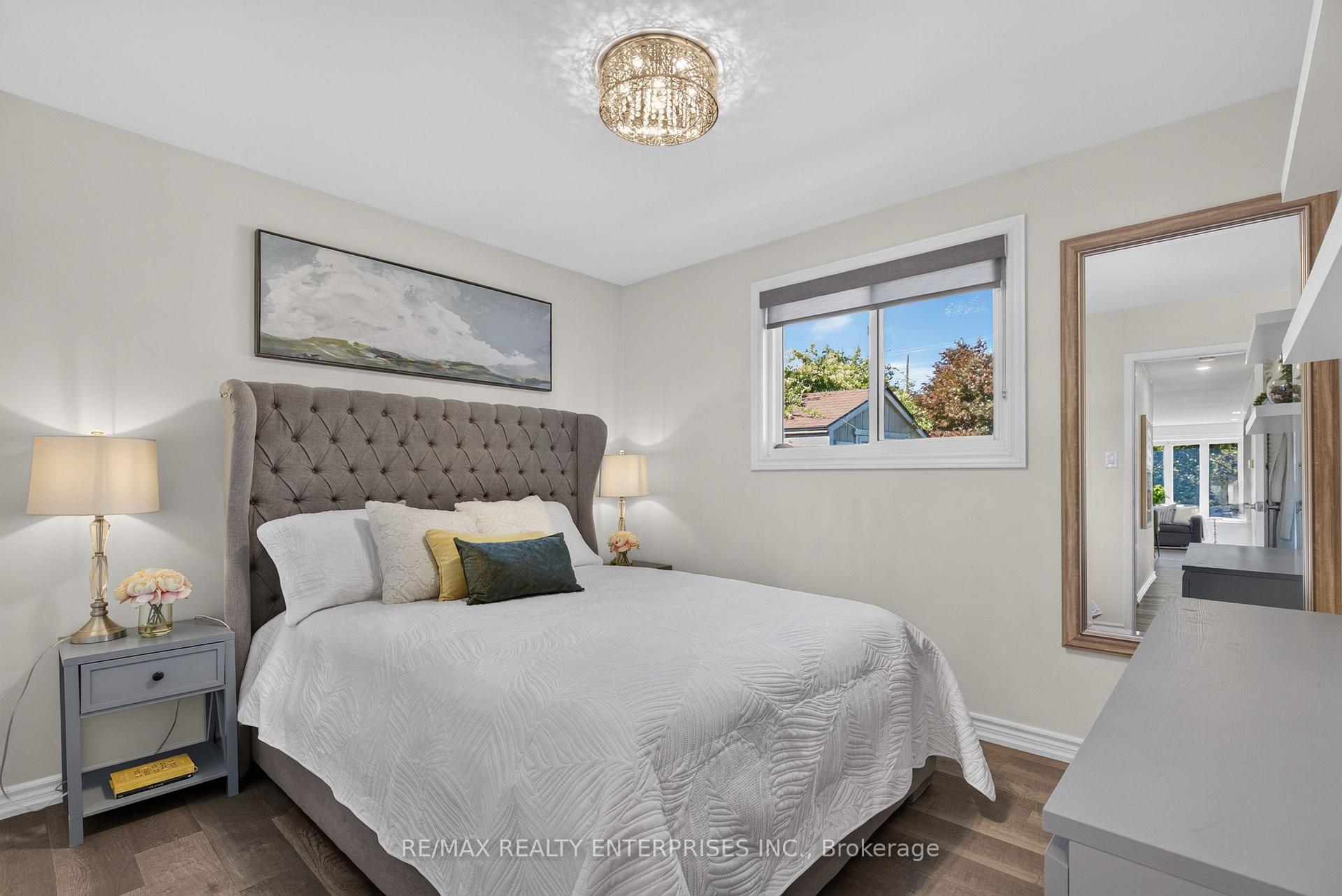 Photo 20 of 46 Marilyn Crescent, Halton Hills, Georgetown — HOMEH