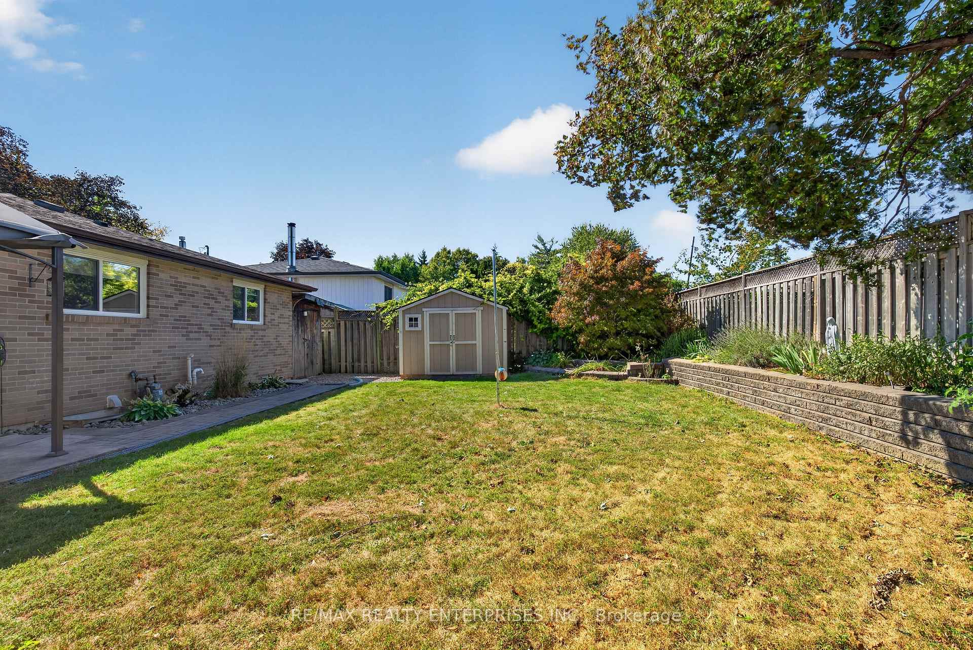 Photo 45 of 46 Marilyn Crescent, Halton Hills, Georgetown — HOMEH