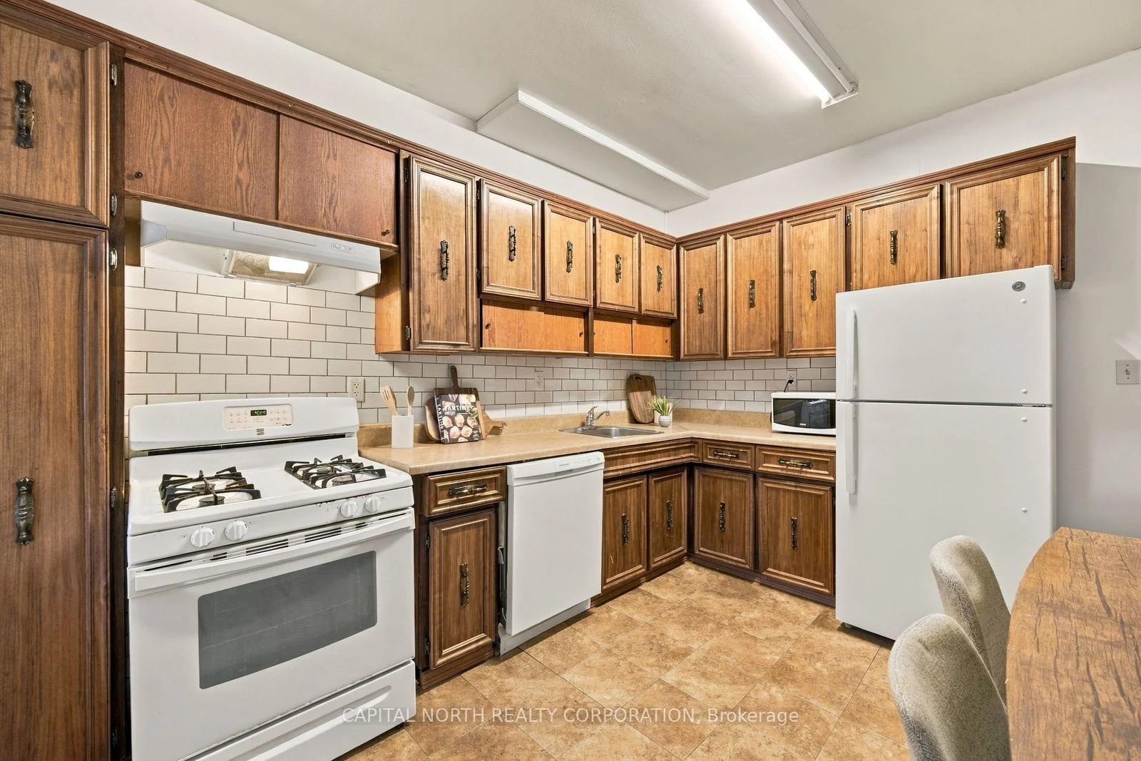 Photo 36 of 17 Delaware Avenue, Toronto, Palmerston-Little Italy — HOMEH