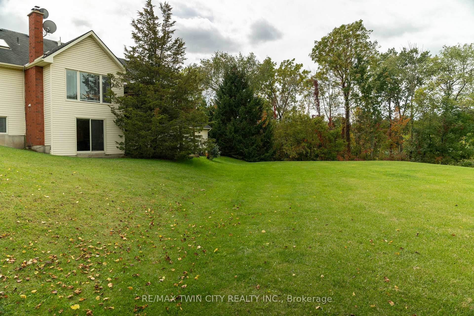 Photo 17 of 288 Thirteenth Conc. Road, Brant, Burford — HOMEH