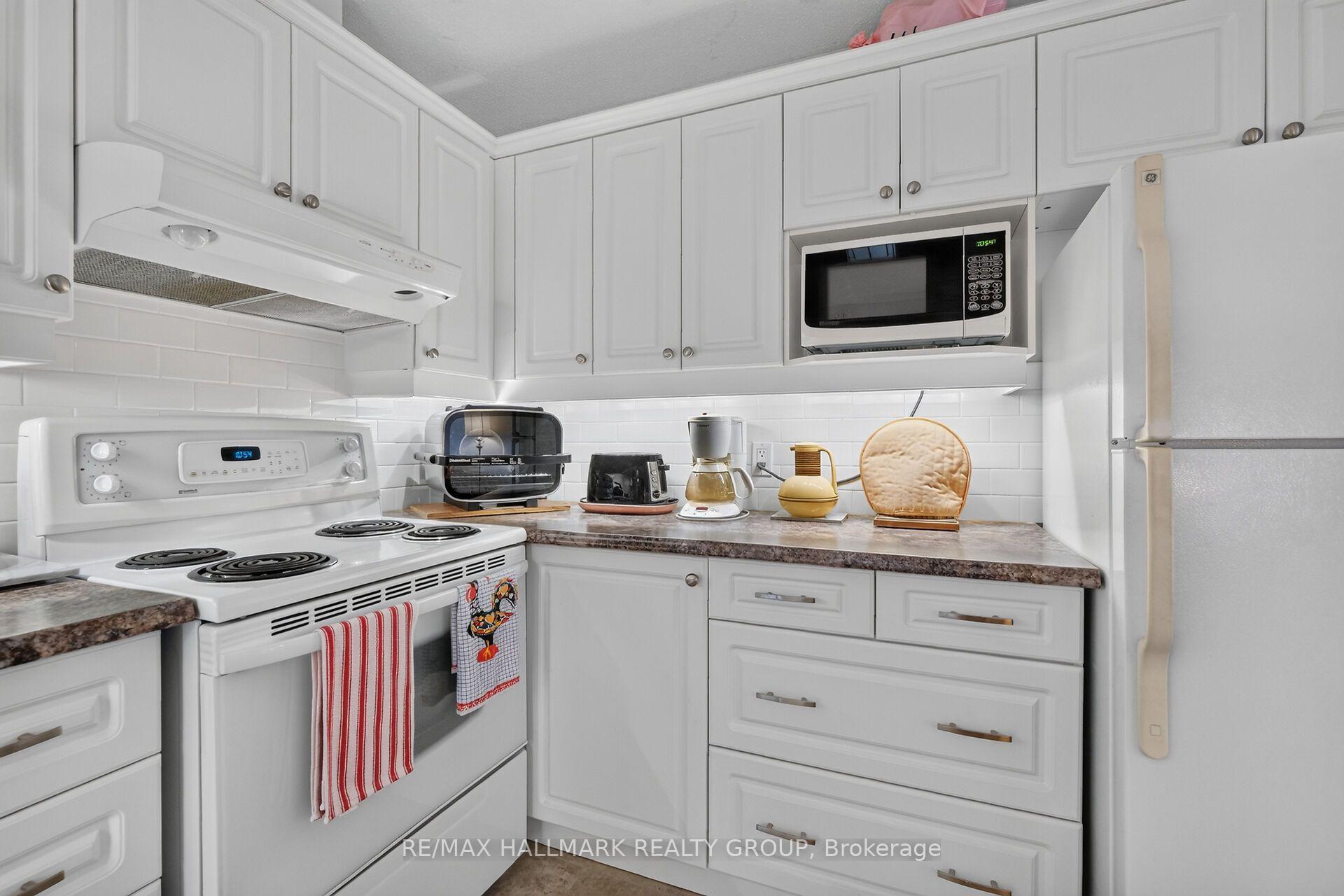 Photo 24 of Unit 710, 1485 Baseline Road, Ottawa, Copeland Park — HOMEH